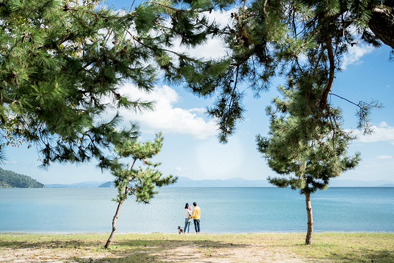 琵琶湖での家族写真撮影